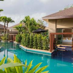Отель Mandarava Resort & Villa бассейн