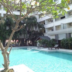 The Zen Hotel Pattaya бассейн
