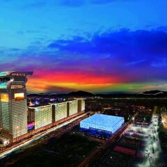 Отель Pangu 7 Star Hotel Beijing Китай, Пекин - 2 отзыва об отеле, цены и фото номеров - забронировать отель Pangu 7 Star Hotel Beijing онлайн вид на фасад