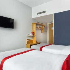 Отель Holiday Inn Express Dortmund комната для гостей фото 5
