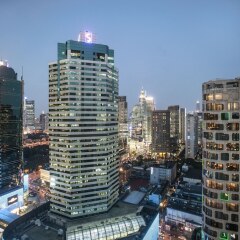 Отель Langham Xintiandi Шанхай балкон