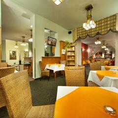 Hotel Aron питание