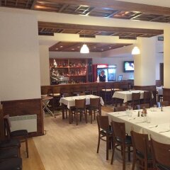 Апартаменты Saint Ivan Ski Apartments Банско гостиничный бар