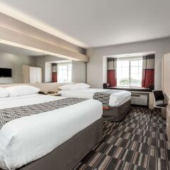 Отель Microtel Inn & Suites Modesto комната для гостей фото 3