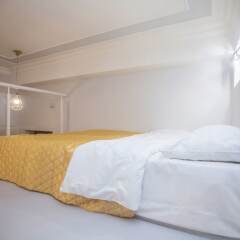 Апартаменты Kvart Apartment Dobryninskaya with sauna комната для гостей фото 2