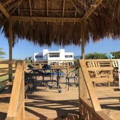 Отель Turtles Nest Villa Треже-Бич гостиничный бар