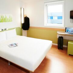 Отель ibis budget Paris Porte d'Orleans Франция, Париж - отзывы, цены и фото номеров - забронировать отель ibis budget Paris Porte d'Orleans онлайн удобства в номере