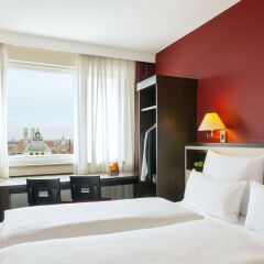 Отель NH München Deutscher Kaiser комната для гостей фото 3