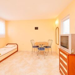 Отель Guest House Nadin Болгария, Поморие - отзывы, цены и фото номеров - забронировать отель Guest House Nadin онлайн детские мероприятия фото 2