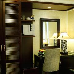 Anpha Boutique Hotel сейф в номере