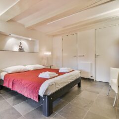 Отель Amsterdam Canal Guest Apartment Нидерланды, Амстердам - отзывы, цены и фото номеров - забронировать отель Amsterdam Canal Guest Apartment онлайн комната для гостей