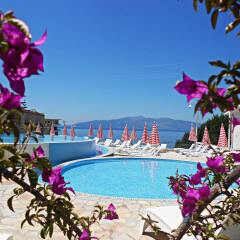 Bougainville Bay Hotel бассейн