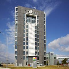 Отель Alt Hotel Toronto Airport Канада, Миссиссауга - отзывы, цены и фото номеров - забронировать отель Alt Hotel Toronto Airport онлайн городской автобус
