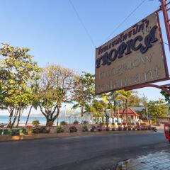 Отель Tropica Bungalow Resort пляж