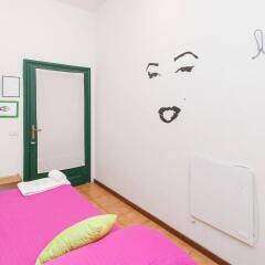 Отель Meltin Rome Guest House с домашними животными