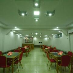 Golden Dragon Hotel Пром питание