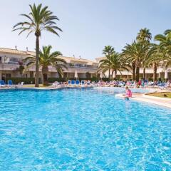 Отель SunConnect Los Delfines Hotel Испания, Кала-эн-Форкат - отзывы, цены и фото номеров - забронировать отель SunConnect Los Delfines Hotel онлайн бассейн