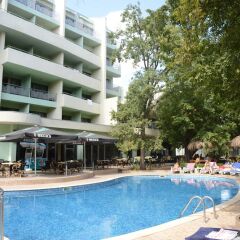 SG Hotel Perunika бассейн фото 2