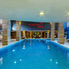 Отель Regnum Bansko Hotel & Spa Болгария, Банско - отзывы, цены и фото номеров - забронировать отель Regnum Bansko Hotel & Spa онлайн бассейн