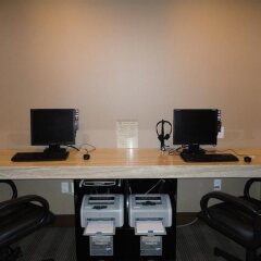 Отель Holiday Inn Vancouver Centre Канада, Ванкувер - отзывы, цены и фото номеров - забронировать отель Holiday Inn Vancouver Centre онлайн удобства в номере