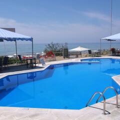 Отель Corfu Glyfada Menigos Resort бассейн