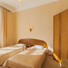 Zolotaya Bukhta Hotel 3* Стандартный номер с двуспальной кроватью фото 8
