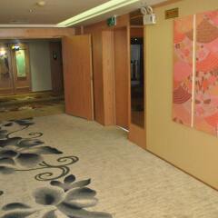 Galaxy Hotel фитнесс-зал