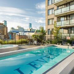 Отель LEVEL Furnished Living Yaletown Seymour Канада, Ванкувер - отзывы, цены и фото номеров - забронировать отель LEVEL Furnished Living Yaletown Seymour онлайн бассейн фото 2