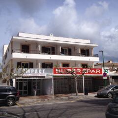 Отель Apartamentos YourHouse Alcudia парковка