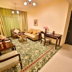 Апартаменты Midtown Furnished Apartments ОАЭ, Аджман - отзывы, цены и фото номеров - забронировать отель Midtown Furnished Apartments онлайн комната для гостей фото 3