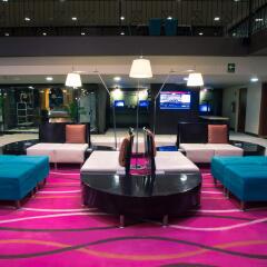 Отель Courtyard by Marriott Toluca Airport интерьер отеля