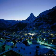 Отель Swiss Alpine Hotel Allalin Швейцария, Церматт - отзывы, цены и фото номеров - забронировать отель Swiss Alpine Hotel Allalin онлайн балкон