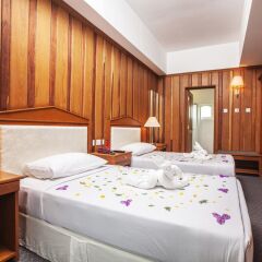 Отель Aye Thar Yar Golf Resort сауна