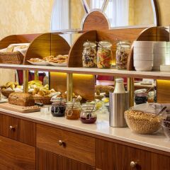 Отель Mamaison Residence Downtown Prague питание фото 3