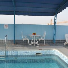 Ramee Guestline Hotel бассейн