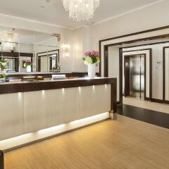 Yes Hotel интерьер отеля