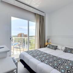 Отель Cala Millor Garden, Adults Only комната для гостей фото 2