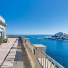 Cavalieri Art Hotel пляж