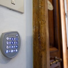 Отель Le Vie Del Centro Affittacamere сейф в номере