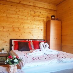 Отель Bungalows Drevna Нови Сад сейф в номере