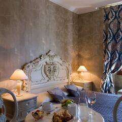 Hotel Chateau de la Tour в номере