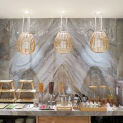 A&Em Art Hotel интерьер отеля