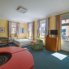 Отель FESTIVAL Hotel Apartments Чехия, Карловы Вары - отзывы, цены и фото номеров - забронировать отель FESTIVAL Hotel Apartments онлайн комната для гостей фото 12