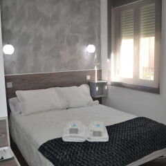 Отель Hostal Meyra комната для гостей фото 5