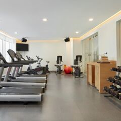 Отель Hyatt Place Baniyas Square Дубай фитнесс-зал фото 4