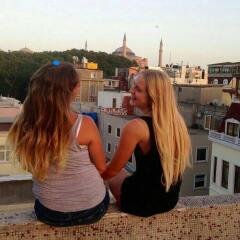 Istanbul Harmony Hostel с домашними животными