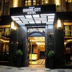 Hotel Grand City Вроцлав вид на фасад