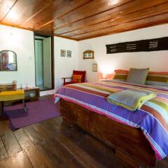 Отель Little River Guest House OLD Боженци сейф в номере