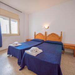 Отель Apartamentos AR Dalia Испания, Льорет-де-Мар - отзывы, цены и фото номеров - забронировать отель Apartamentos AR Dalia онлайн комната для гостей фото 2