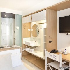 Отель Denit Barcelona Испания, Барселона - 9 отзывов об отеле, цены и фото номеров - забронировать отель Denit Barcelona онлайн ванная фото 2